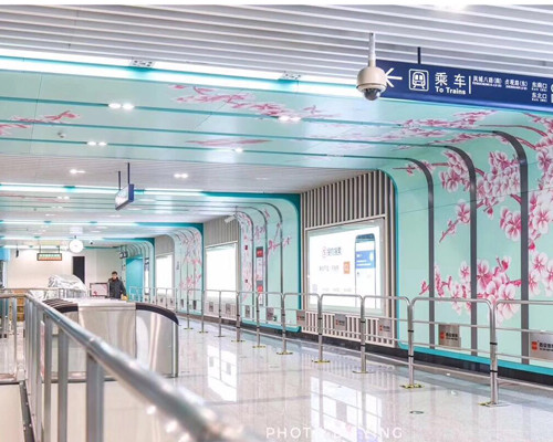 地鐵3D彩繪鋁單板案例